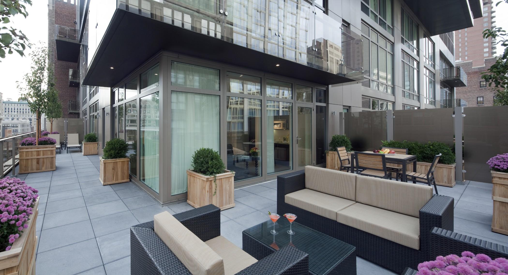 Hotel Royalton Park Avenue New York Esterno foto The outdoor terrace