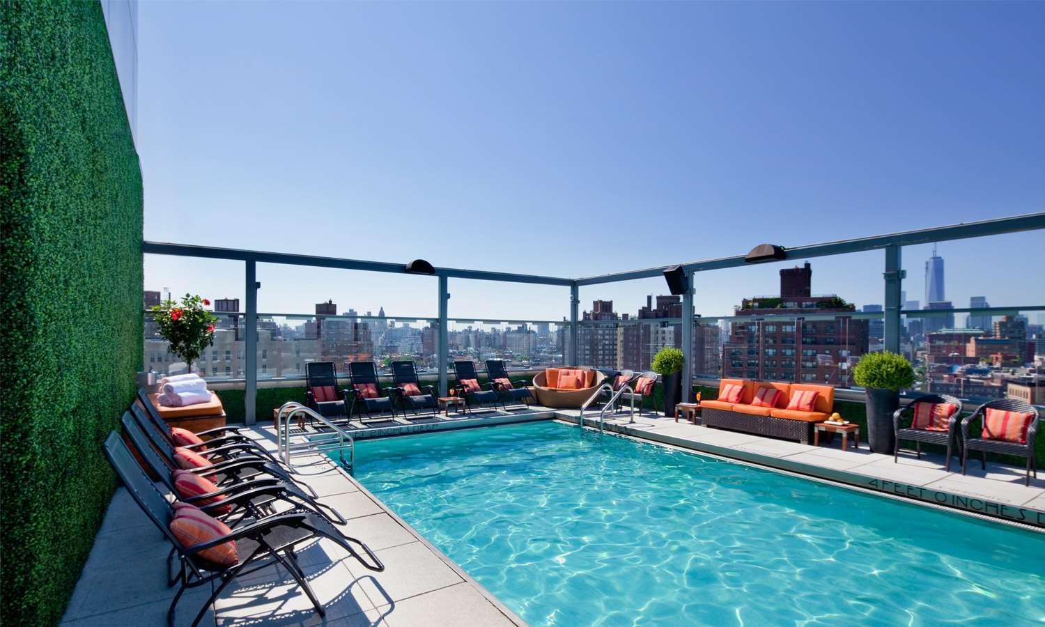 Hotel Royalton Park Avenue New York Esterno foto Rooftop pool