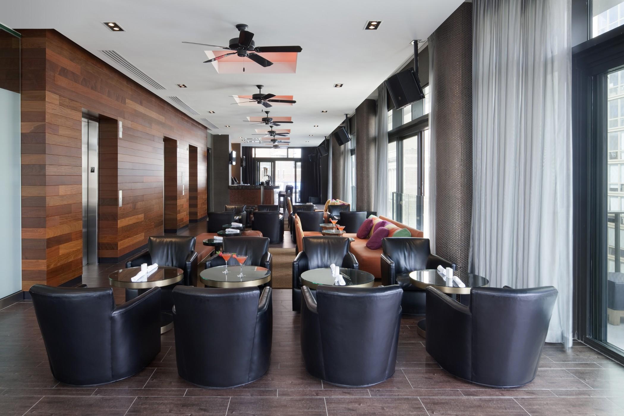 Hotel Royalton Park Avenue New York Esterno foto The lounge at the airport