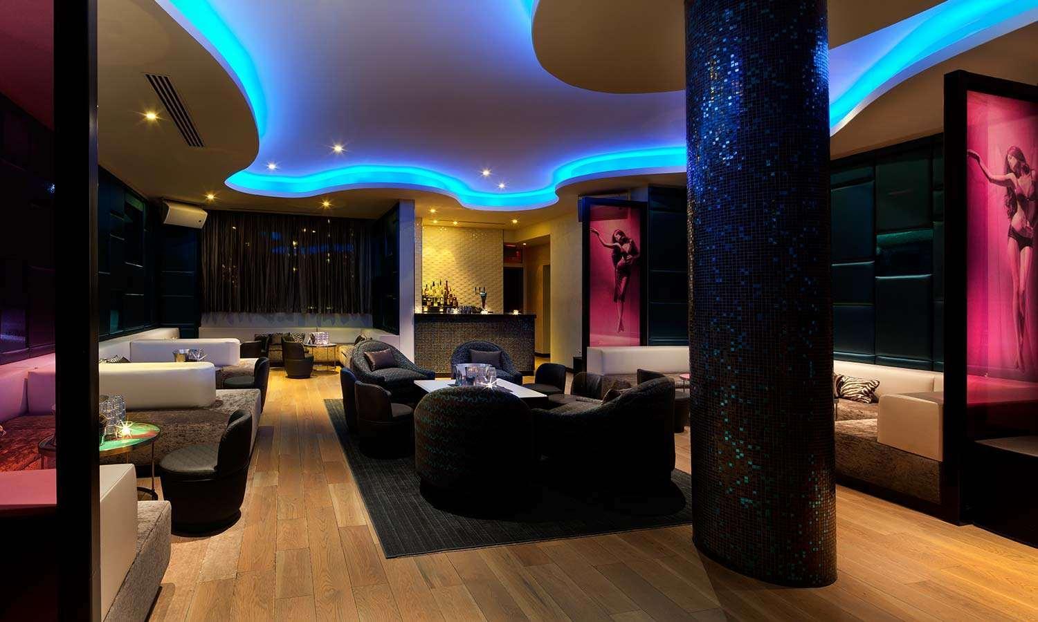 Hotel Royalton Park Avenue New York Esterno foto The interior of the lounge
